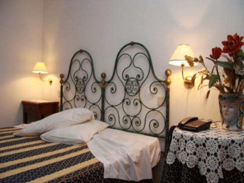 Garden 2* Taormina