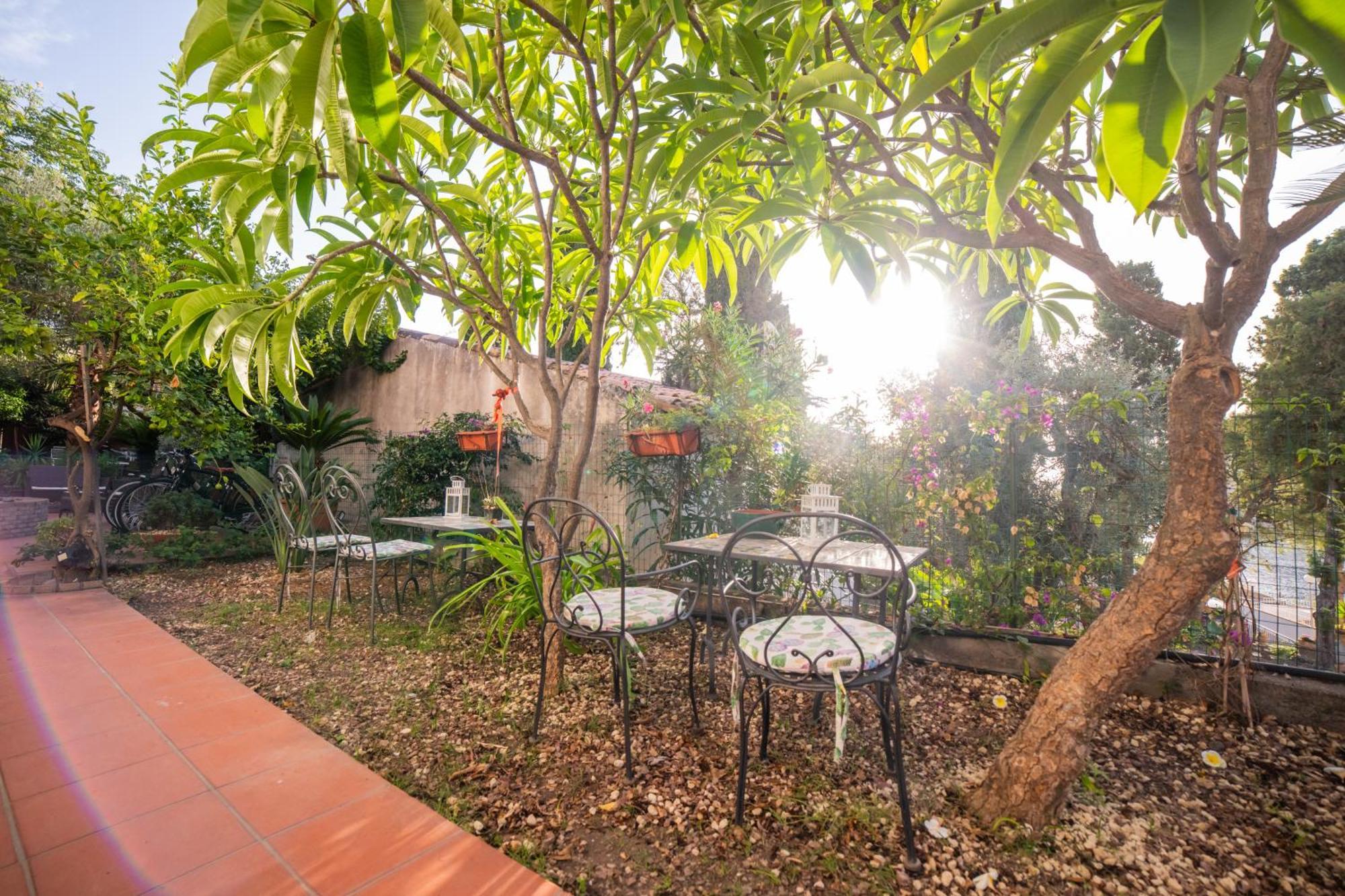 Hotel Garden 2*