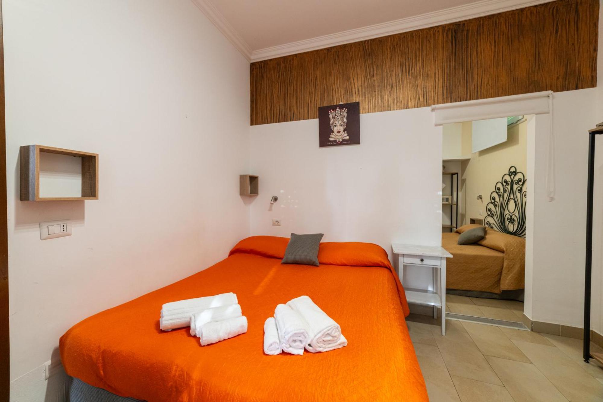 Garden Hotel 2*